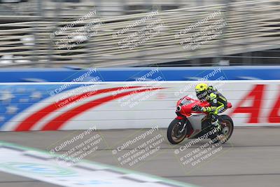 media/Oct-16-2022-Fastrack Riders (Sun) [[609ae93014]]/Level 4/Session 1 Start Finish/